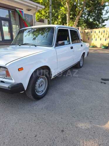 LADA (VAZ) 2107-4