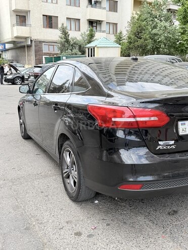 Ford Focus-3