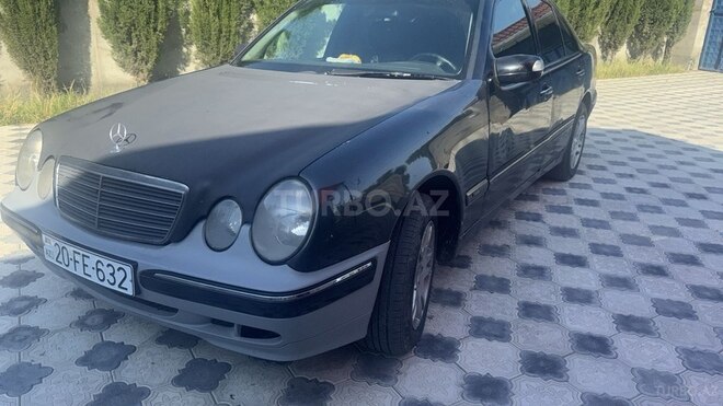 Mercedes E 200-7