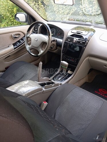 Nissan Maxima-7