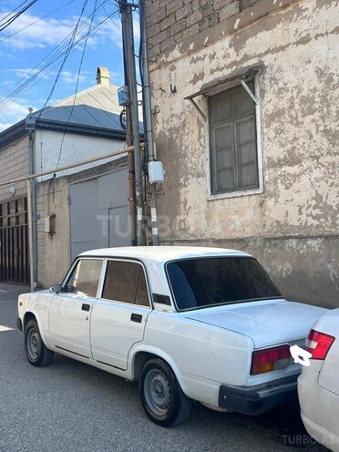 LADA (VAZ) 2107-5