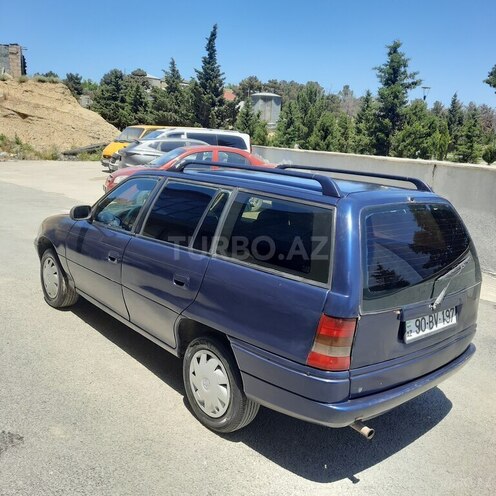 Opel Astra-5