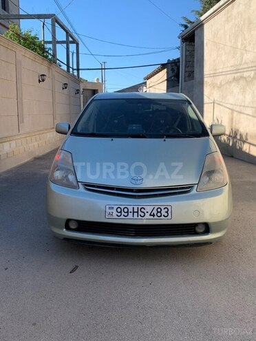 Toyota Prius-1