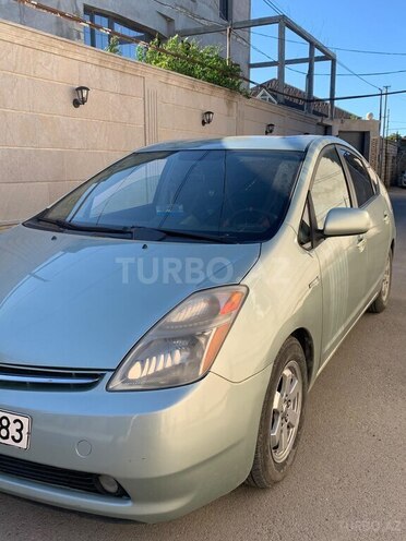 Toyota Prius-7