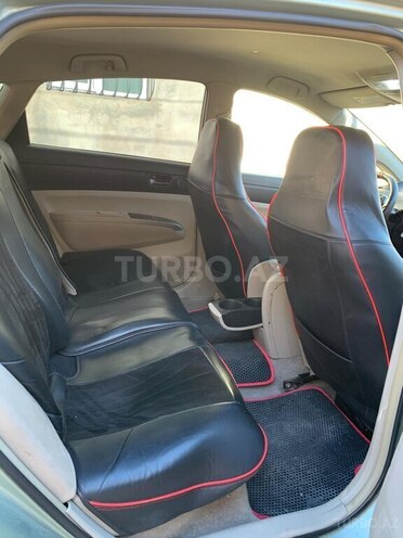 Toyota Prius-11