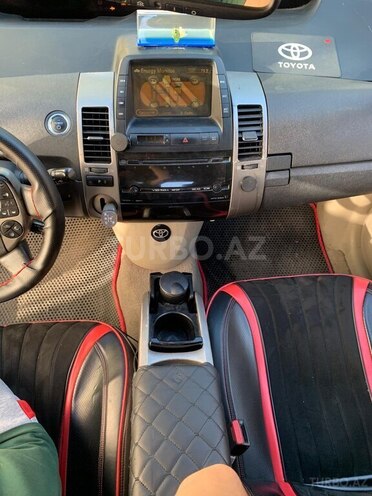 Toyota Prius-14