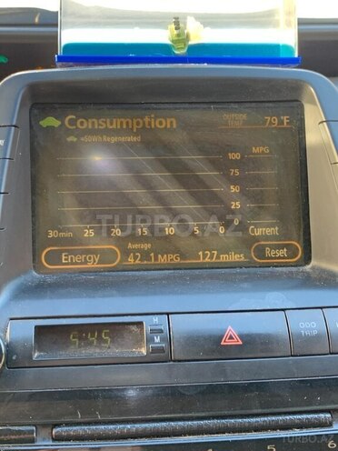 Toyota Prius-20