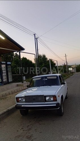 LADA (VAZ) 2107-2