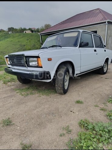 LADA (VAZ) 2107-4