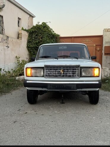 LADA (VAZ) 2107-2