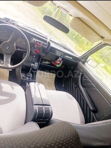 LADA (VAZ) 2107-8