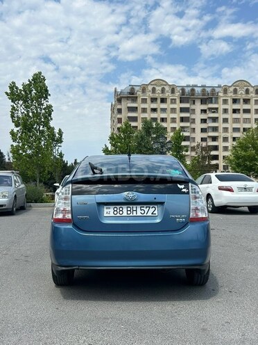 Toyota Prius-3