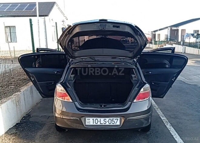 Opel Astra-11