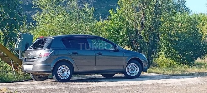Opel Astra-3