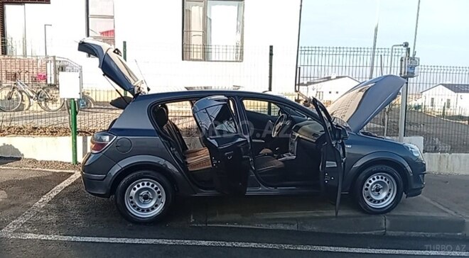 Opel Astra-12