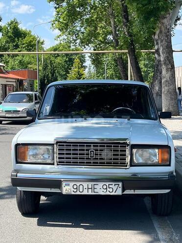 LADA (VAZ) 2107-1