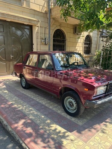 LADA (VAZ) 2107-2