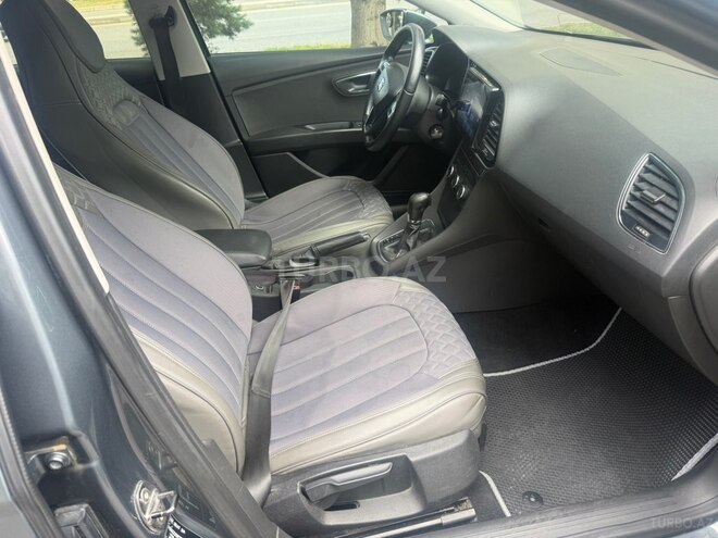SEAT Leon-13