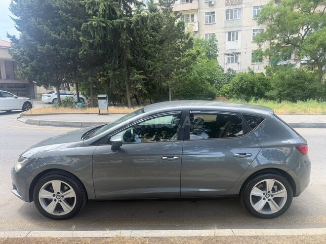 SEAT Leon-10