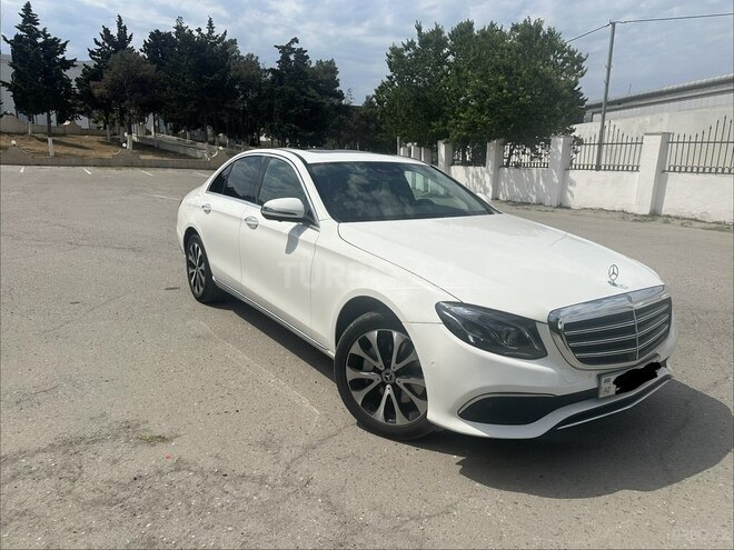 Mercedes E 300-15