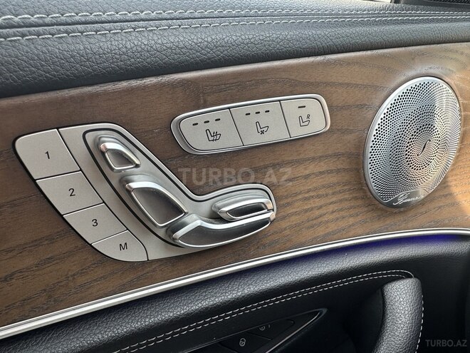 Mercedes E 300-6