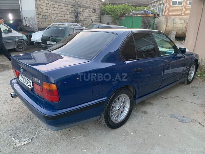 BMW 525-6