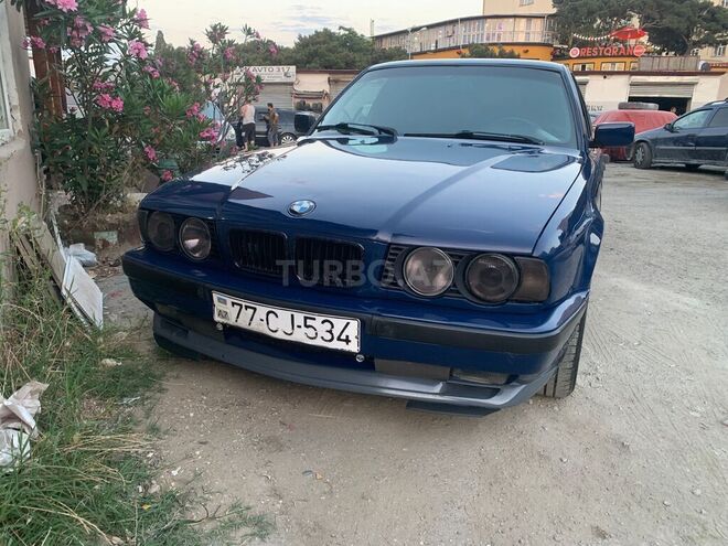 BMW 525-1