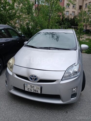 Toyota Prius-1