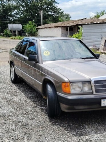 Mercedes 190-3