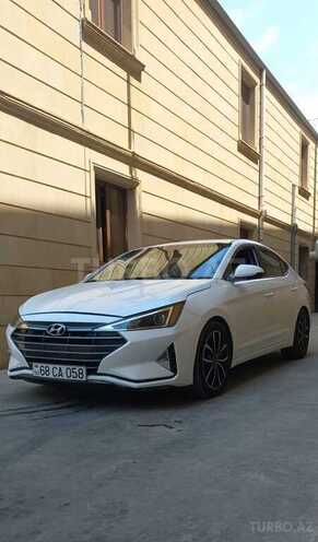 Hyundai Elantra-2