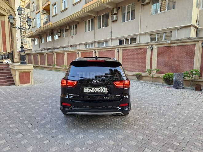 Kia Sorento-2