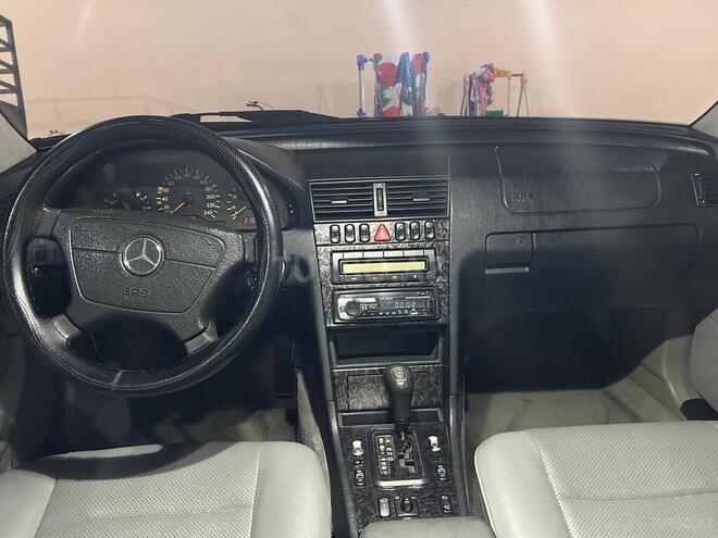 Mercedes C 200-5