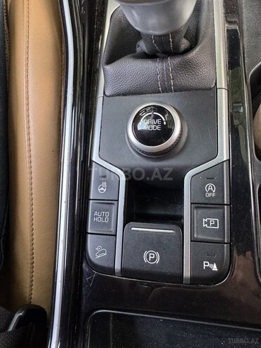 Kia Sorento-13