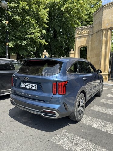Kia Sorento-12
