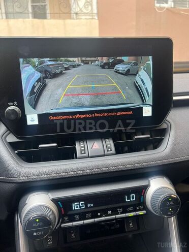Toyota RAV4-7