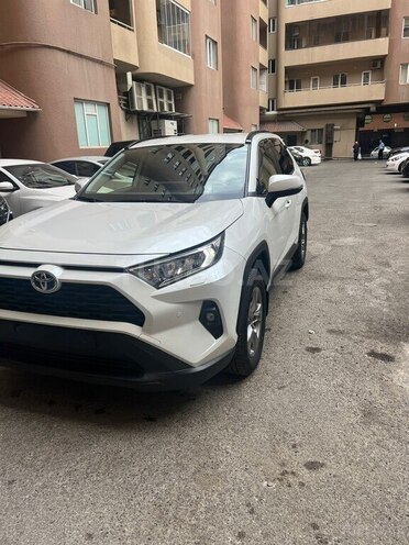 Toyota RAV4-2