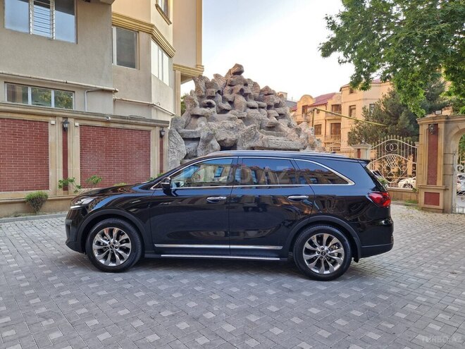Kia Sorento-17