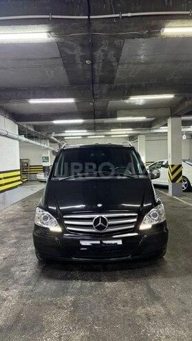 Mercedes Viano-1