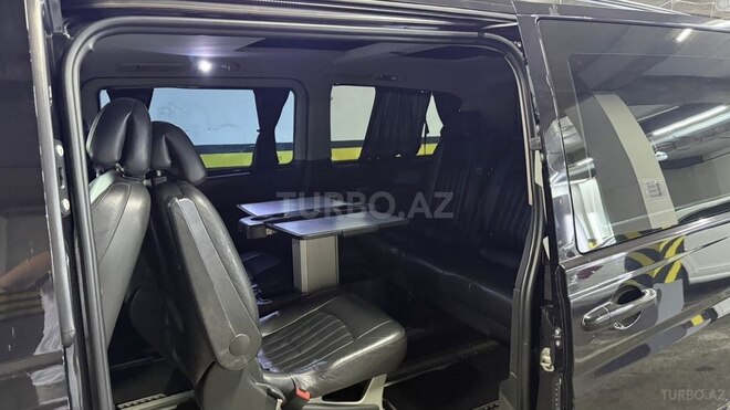 Mercedes Viano-6