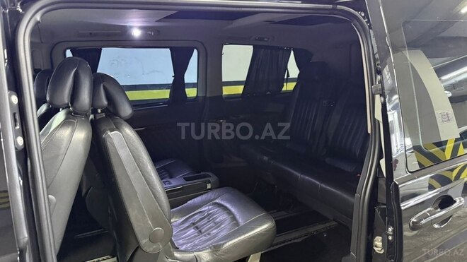 Mercedes Viano-5