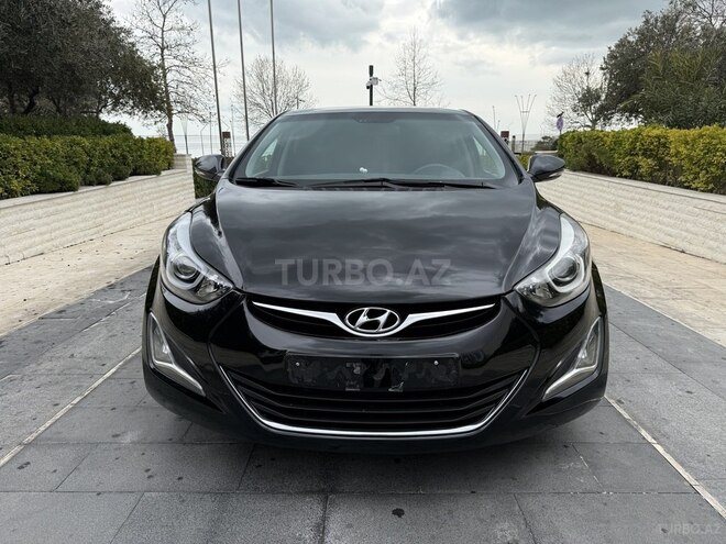 Hyundai Elantra-17