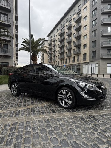 Hyundai Elantra-6