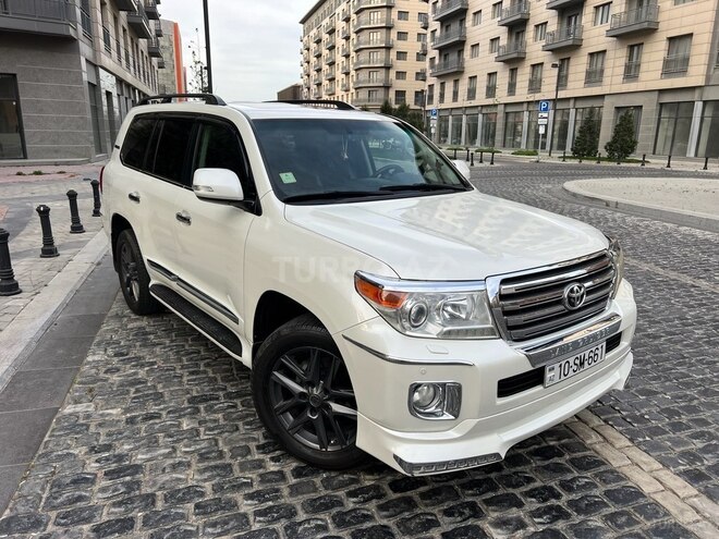 Toyota Land Cruiser-3