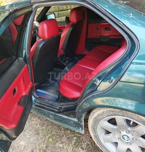 BMW 320-5