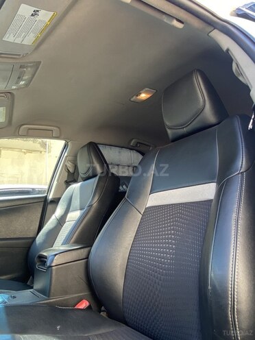 Toyota Camry-10