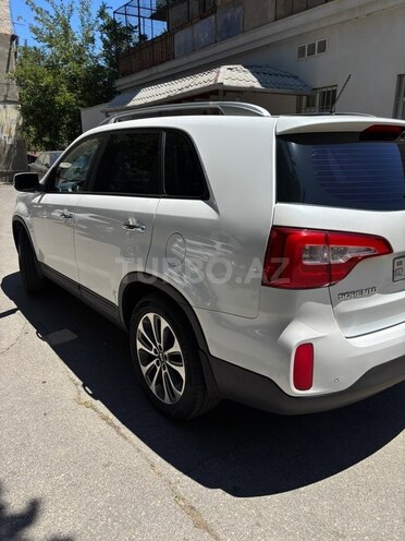 Kia Sorento-6