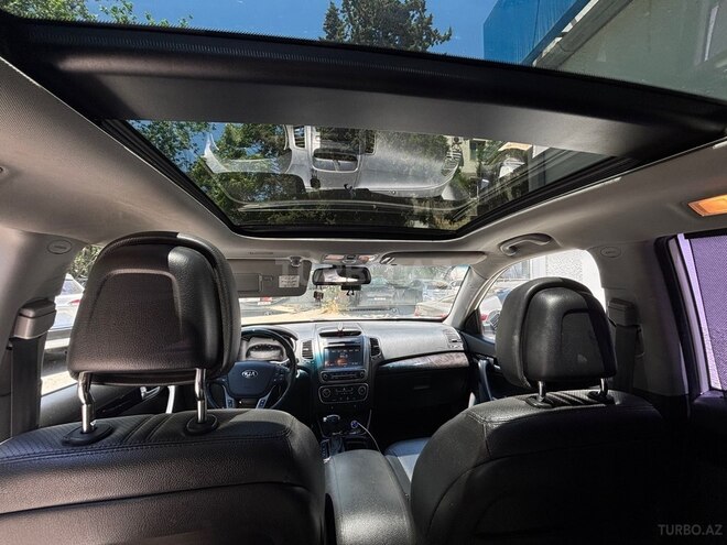 Kia Sorento-9