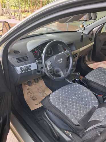 Opel Astra-10