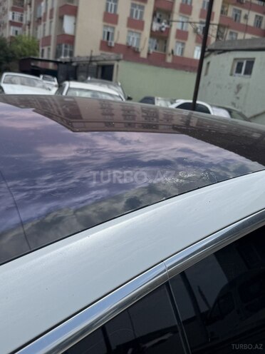 Tesla Model 3-18
