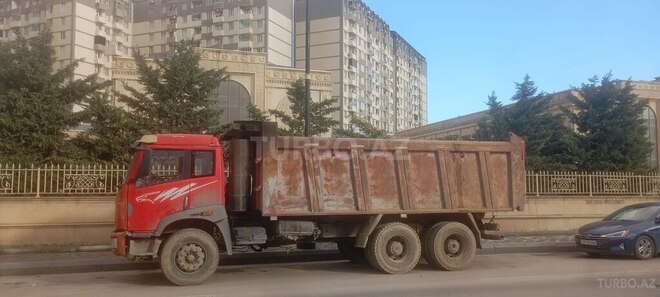 Shacman F2000-7